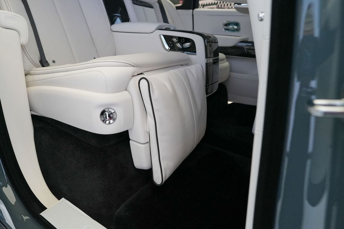 Rolls Royce Cullinan BLACK BADGE