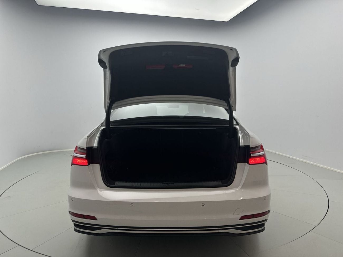 أودي A6 40 TFSI (190 HP)