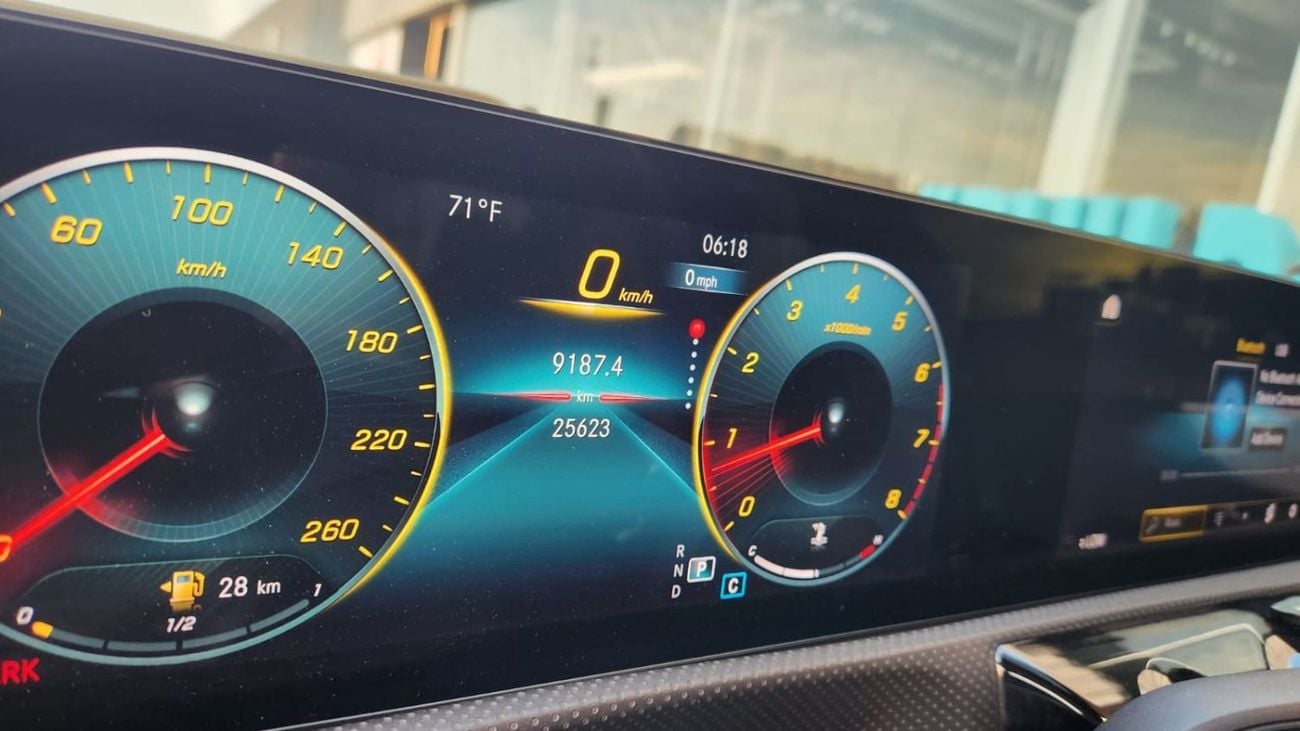 Mercedes Benz CLA250 Premium +
