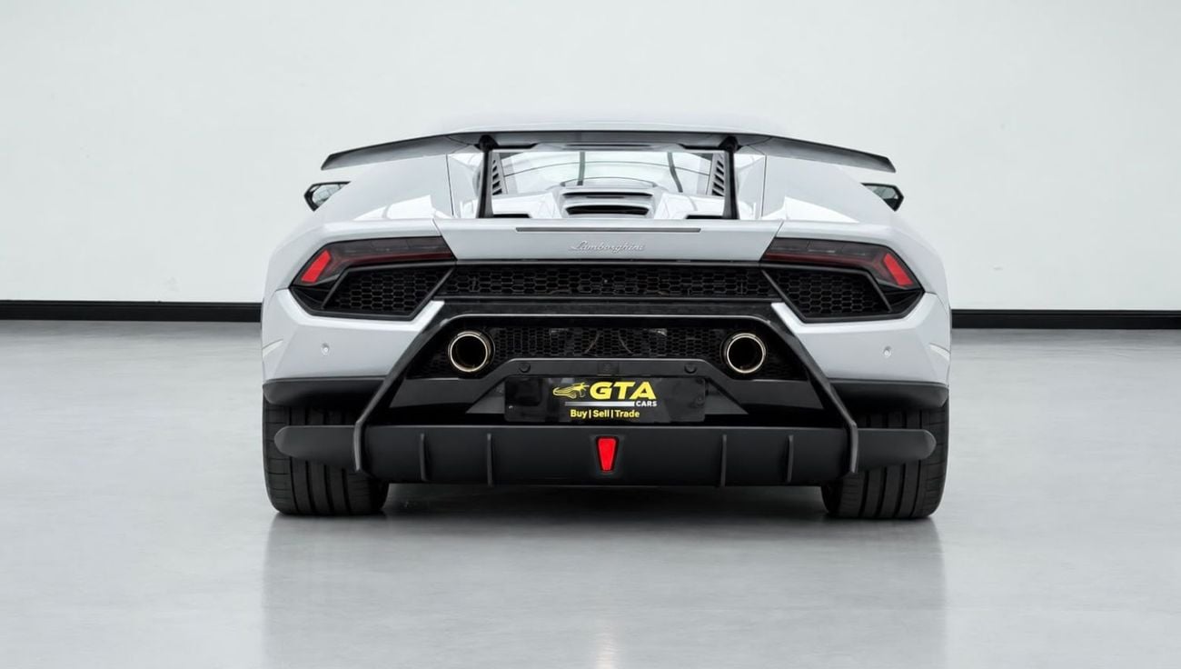 لامبورغيني هوراكان PERFORMANTE
