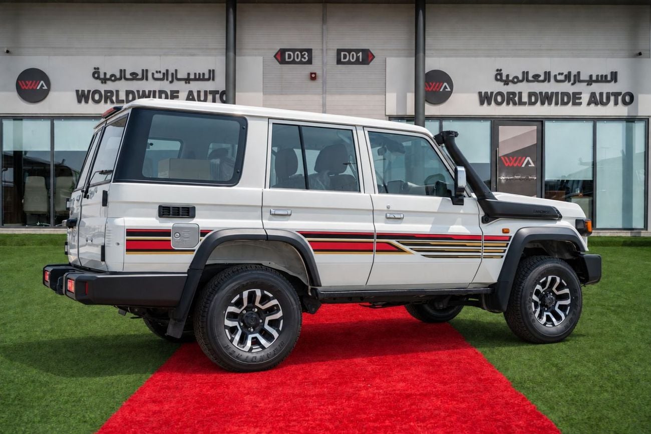 Toyota Land Cruiser 70 LC 76 4.0Ltr. Z1 A/T