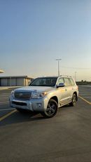 Toyota Land Cruiser VXR V8 5.7L GCC Specs