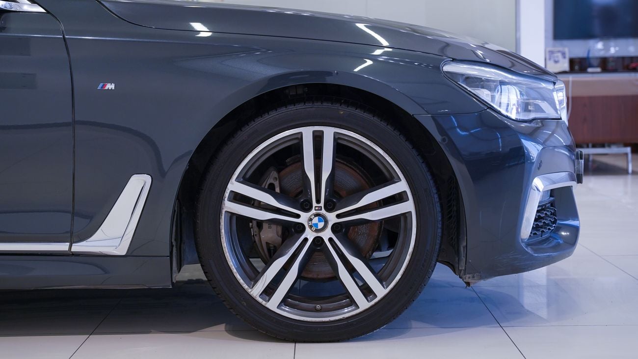 بي أم دبليو 740Li