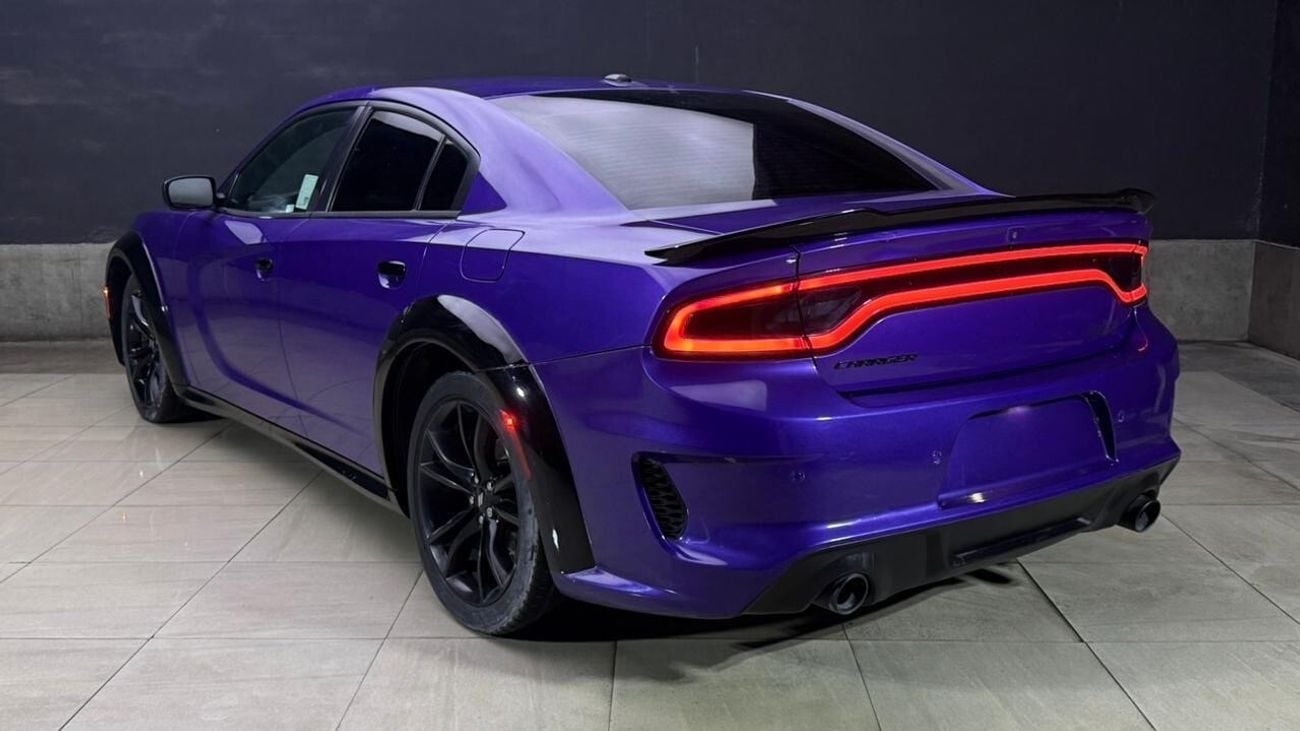 Dodge Charger SXT