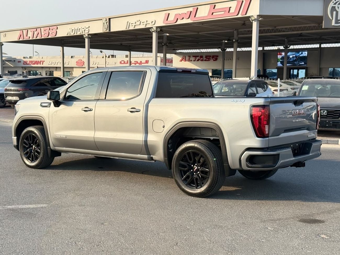 GMC Sierra 1500 CREWCAB ELEVATION GMC Sierra 1500 2025