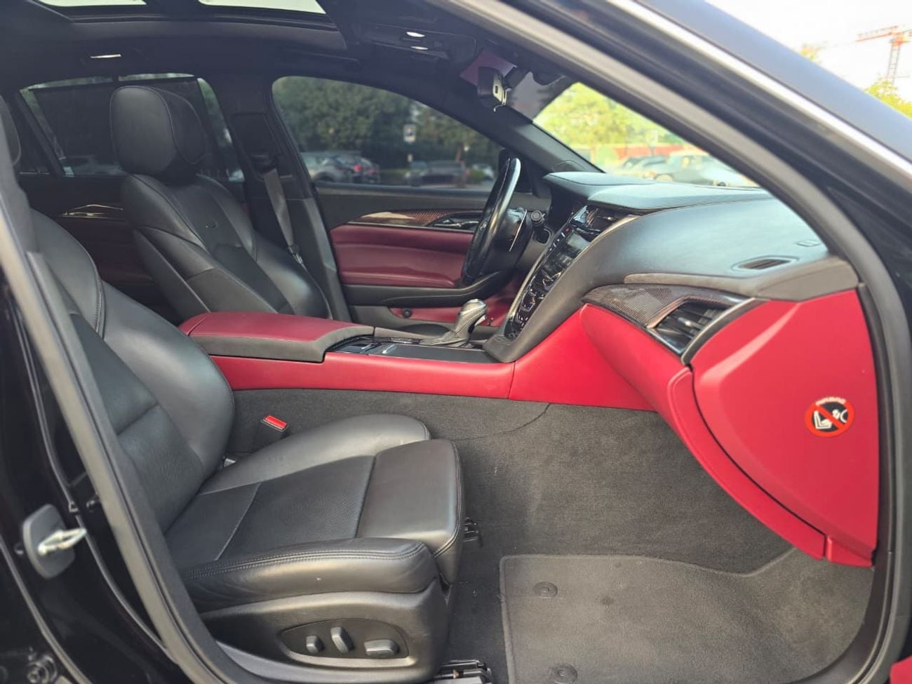 كاديلاك CTS PREMIUM LUXURY كاديلاك CT5 موديل 2019، مواصفات خليجية فاخرة // حالة ممتازة // مالك واحد
