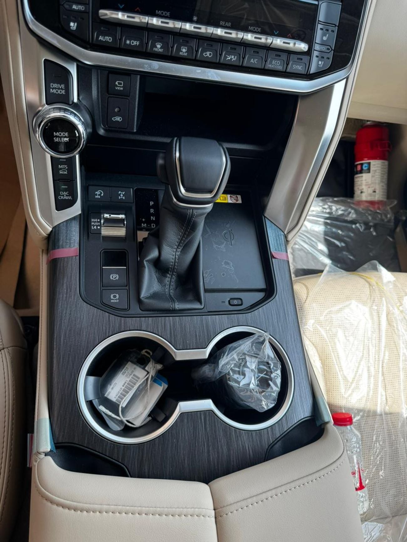 Toyota Land Cruiser VXR Brand New 2026 Toyota Land Cruiser VXR | -HYBRID-GCC Specs