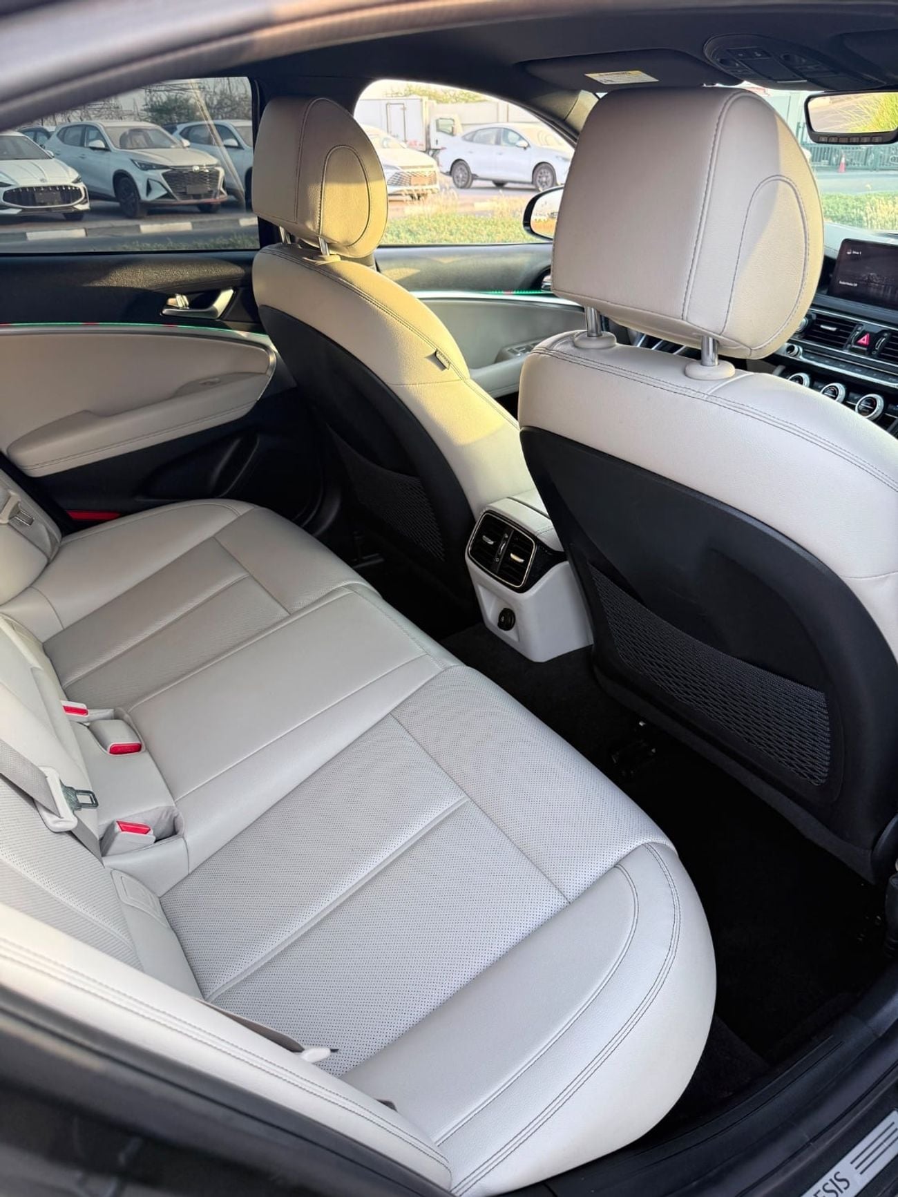 جينيسس G70 PREMIUM *GENESIS G70* Left Hand Full option Specs: *USA* Year: *2022* -*Original 5 Seats* push start BSM