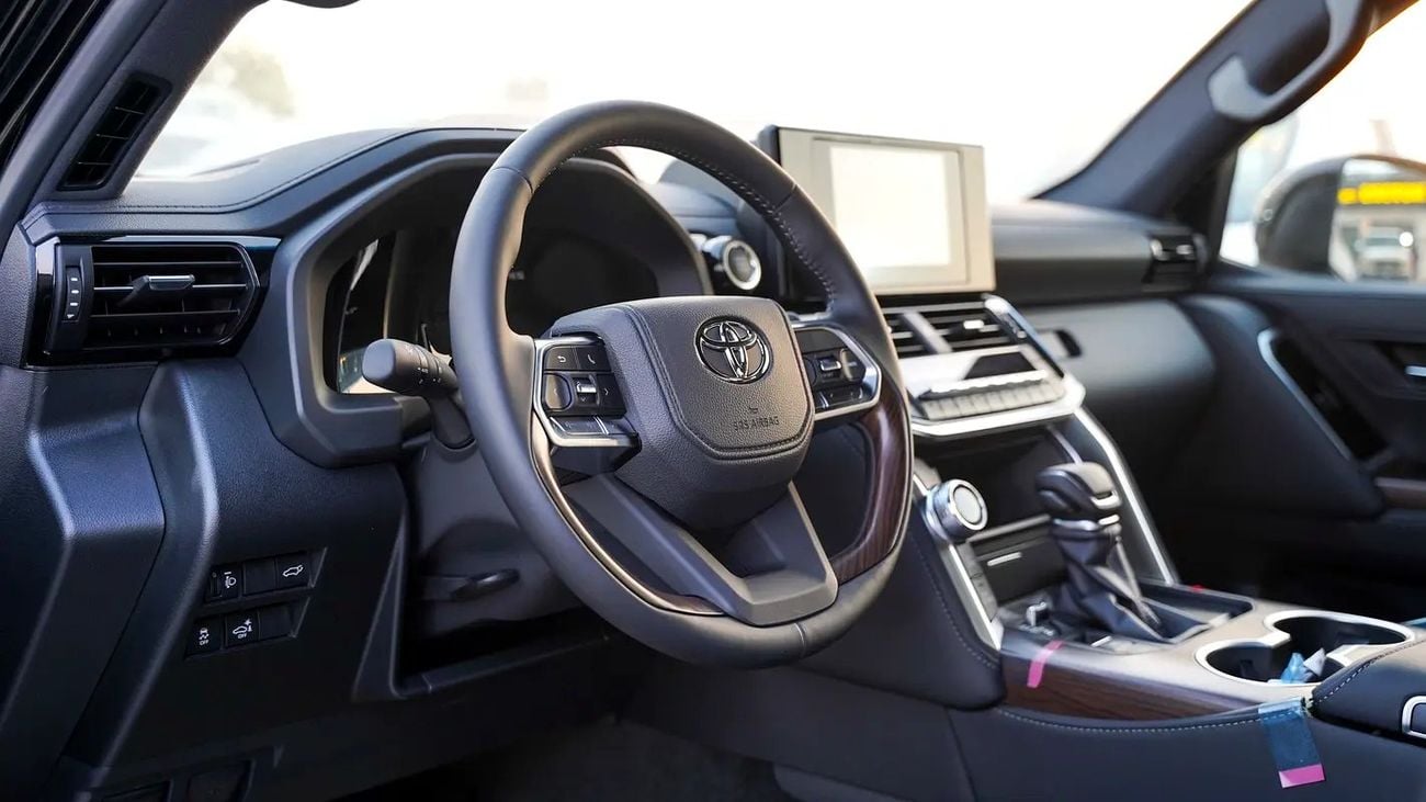 Toyota Land Cruiser GXR 4.0L WITHOUT RADAR GCC Specs