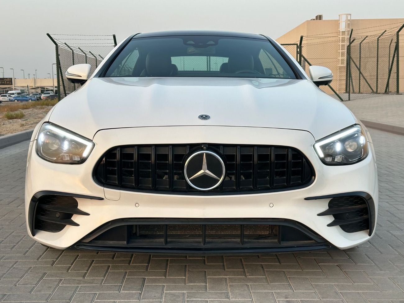 مرسيدس بنز E300 AMG