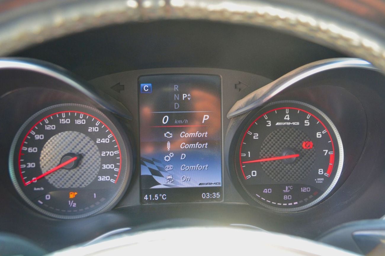 Mercedes Benz C63 AMG STANDARD