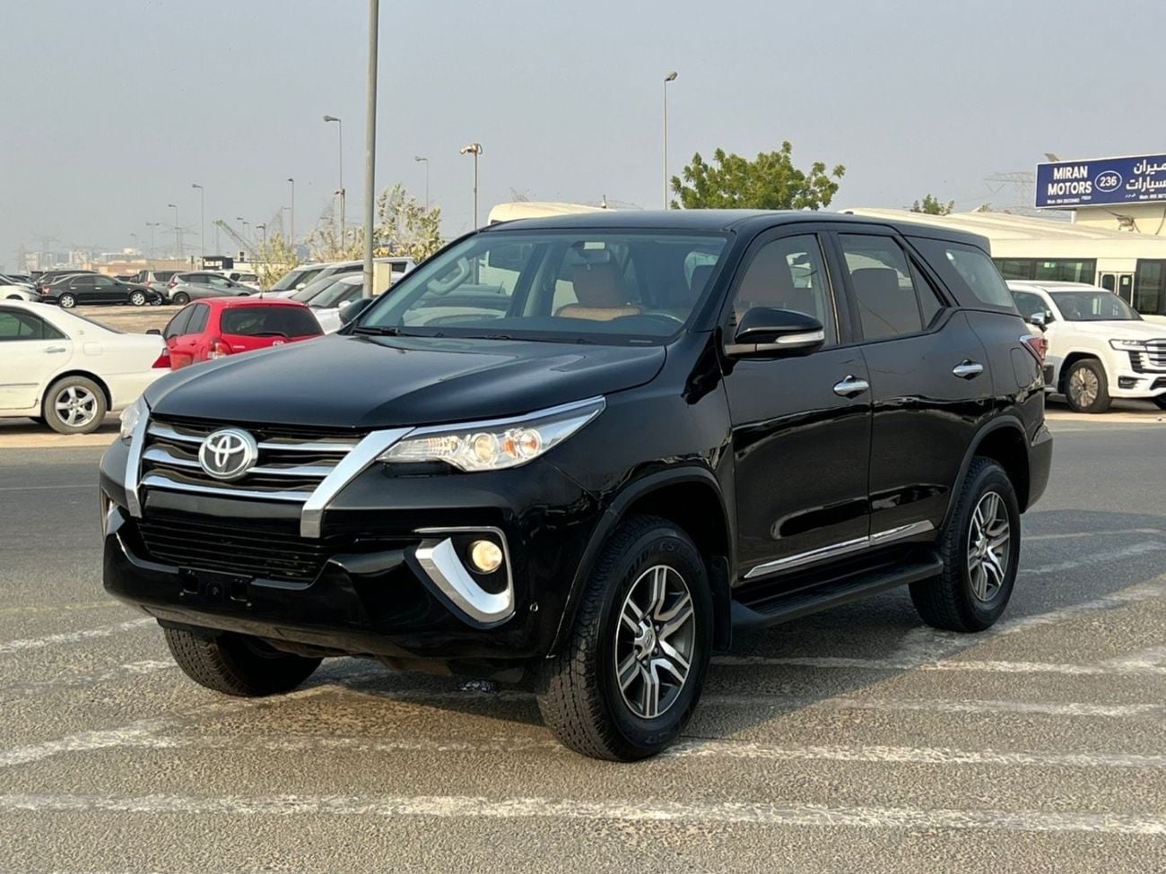 Toyota Fortuner EXR 2016 Toyota Fortuner EXR 2.7L V4 - AWD 4x4 - Rear Sensor -