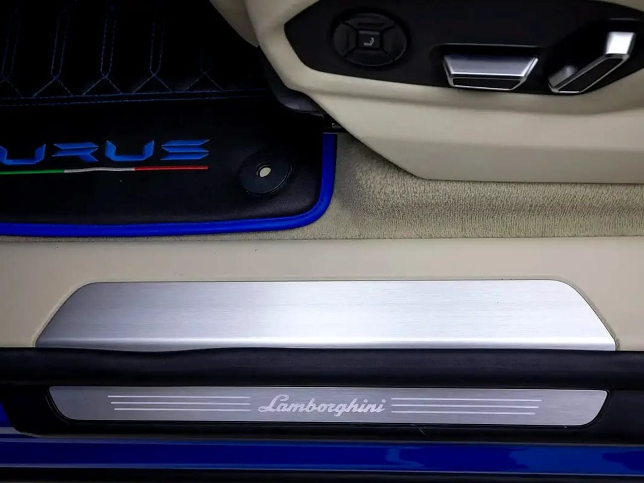 Lamborghini Urus STANDARD