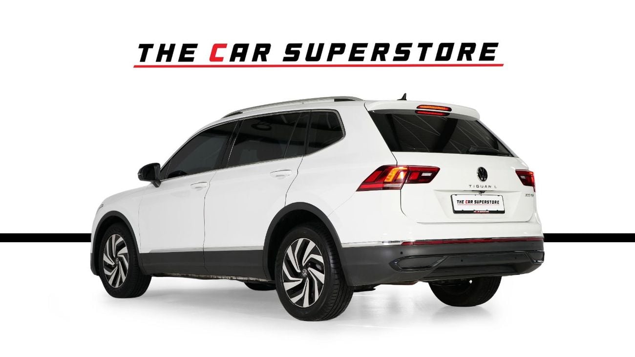Volkswagen Tiguan ELEGANCE 300 TSI Long Wheelbase-Low Mileage-Like New-Low Fuel Consumption-Comfort