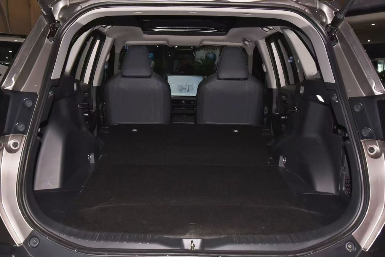 تويوتا راف ٤ XLE 2.0L AWD