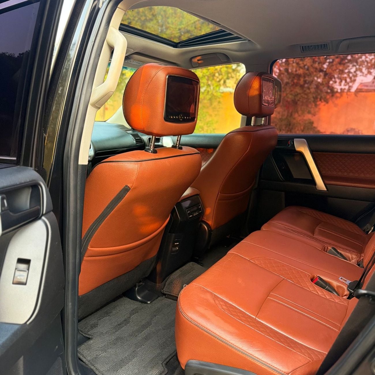 Toyota Prado VXR V4 2.7L Engine Facelift to 2023 Shape Exterior and Interior Full Option