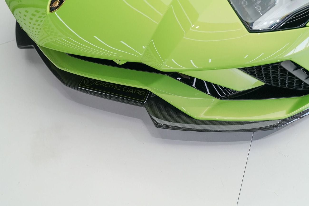 لامبورغيني أفينتادور S Roadster