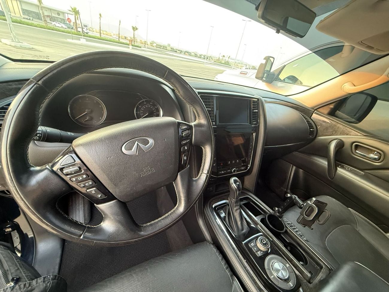 Infiniti QX80 LUXE SENSORY PROACTIVE