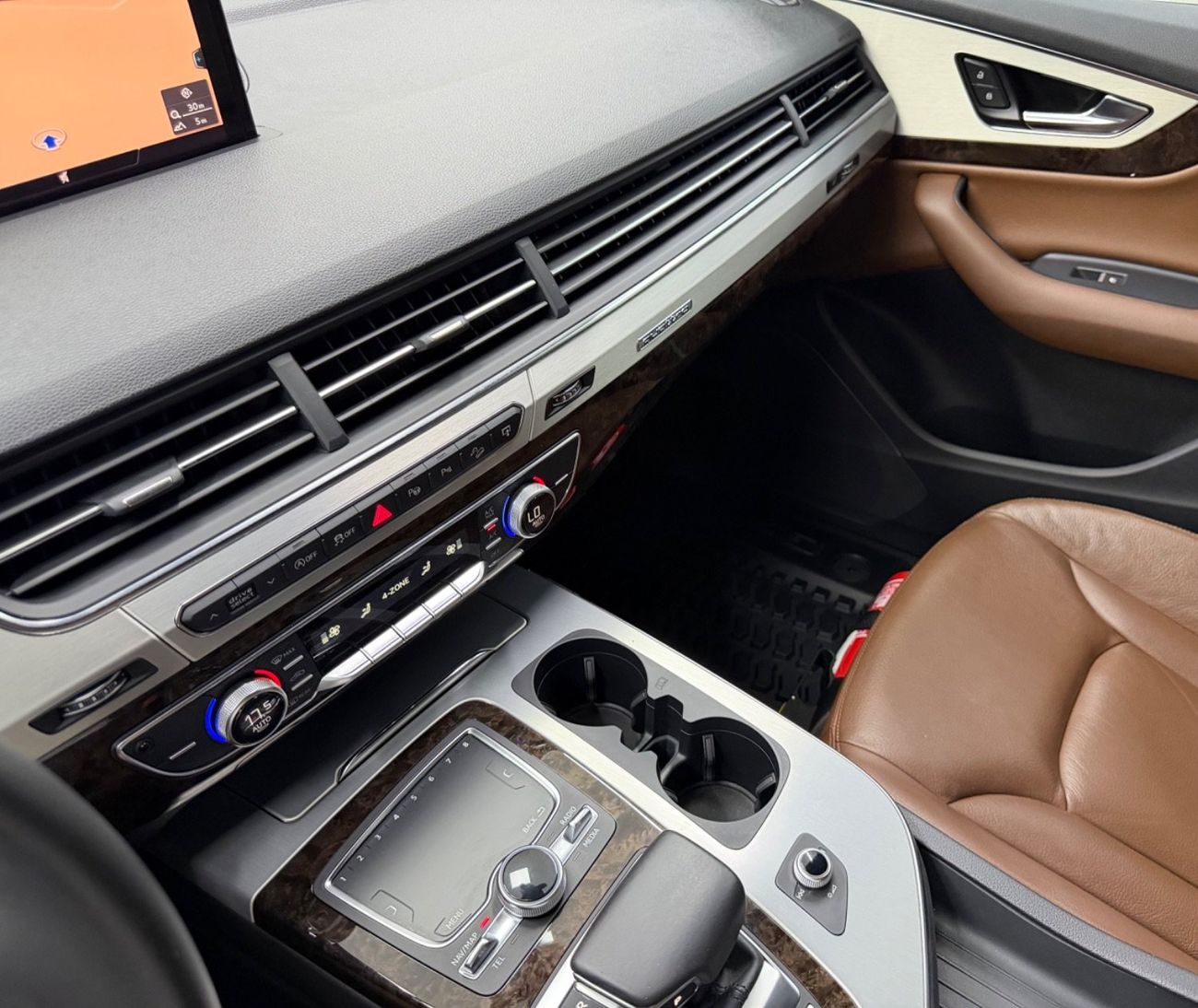 Audi Q7 45 TFSI S-LINE