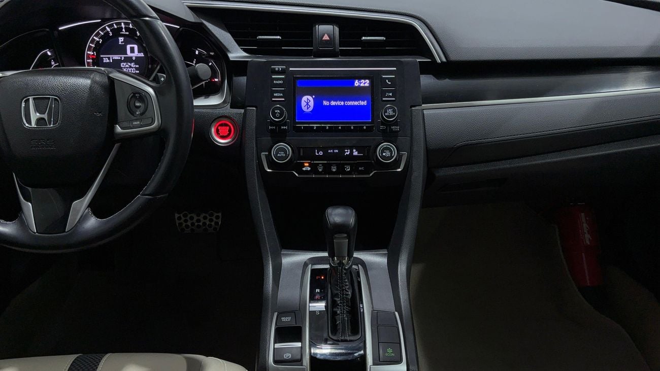 هوندا سيفيك LX SPORT كارس24 هي سوق ضخم للسيارات المستعملة موثوق ومضمون ٪كارس24 هي سوق ضخم للسيارات المستعملة موثوق ومضمون