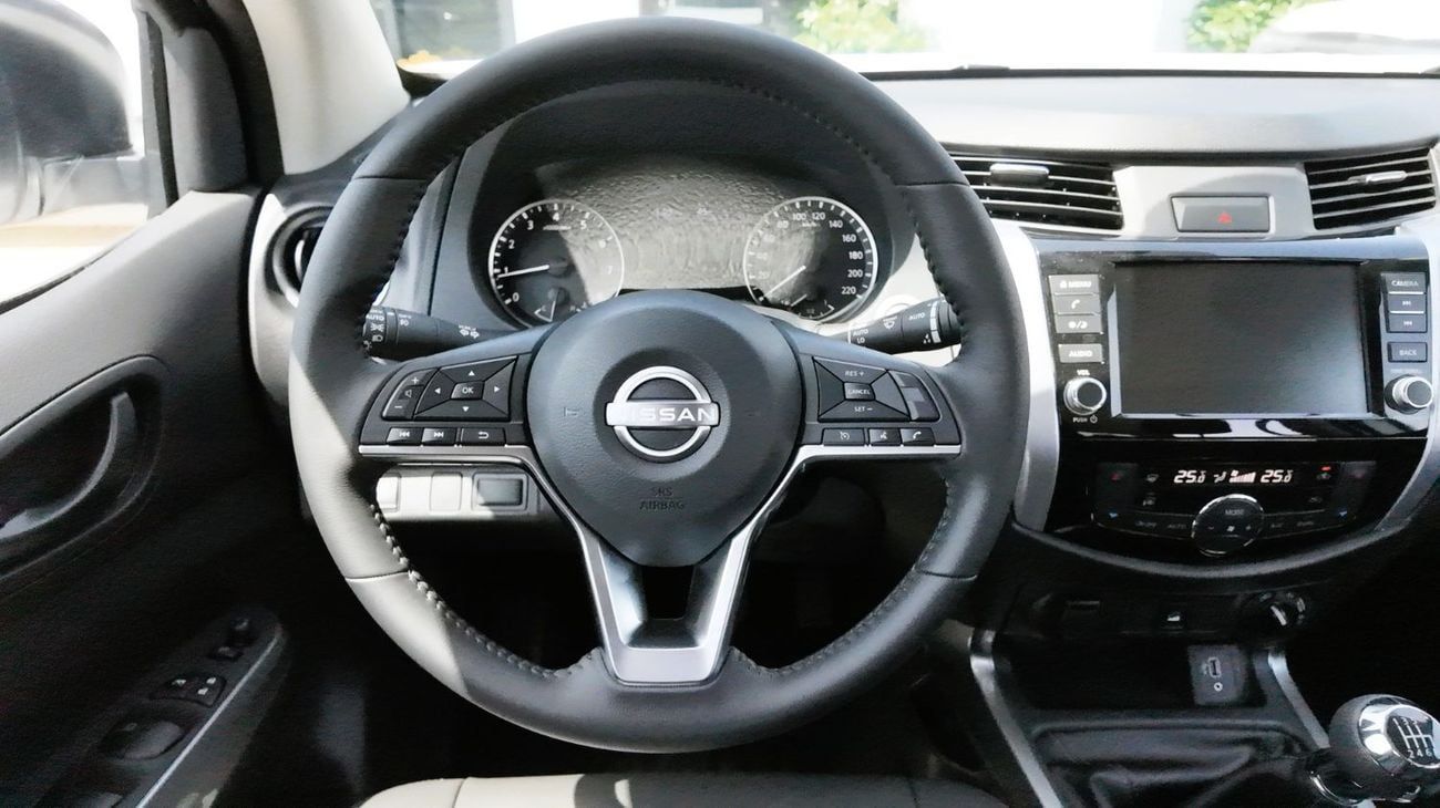 Nissan Navara 2025 Nissan Navara | 2.5L Petrol | 160 HP | Manual | 4x4 | GCC Specs