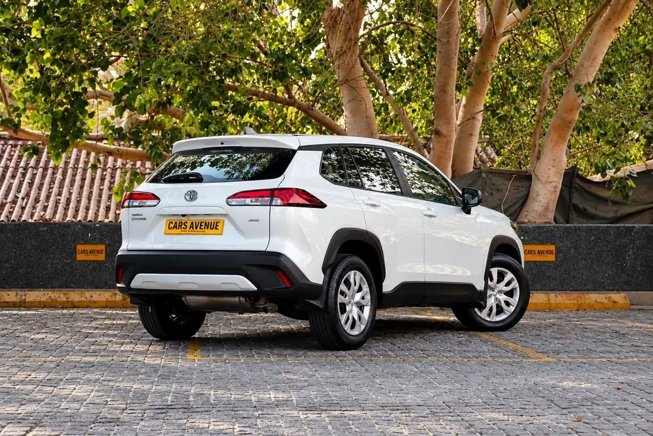 تويوتا كورولا كروس LE 680 PM | 3 MONTHS WARRANTY | LE | FUEL EFFICIENT