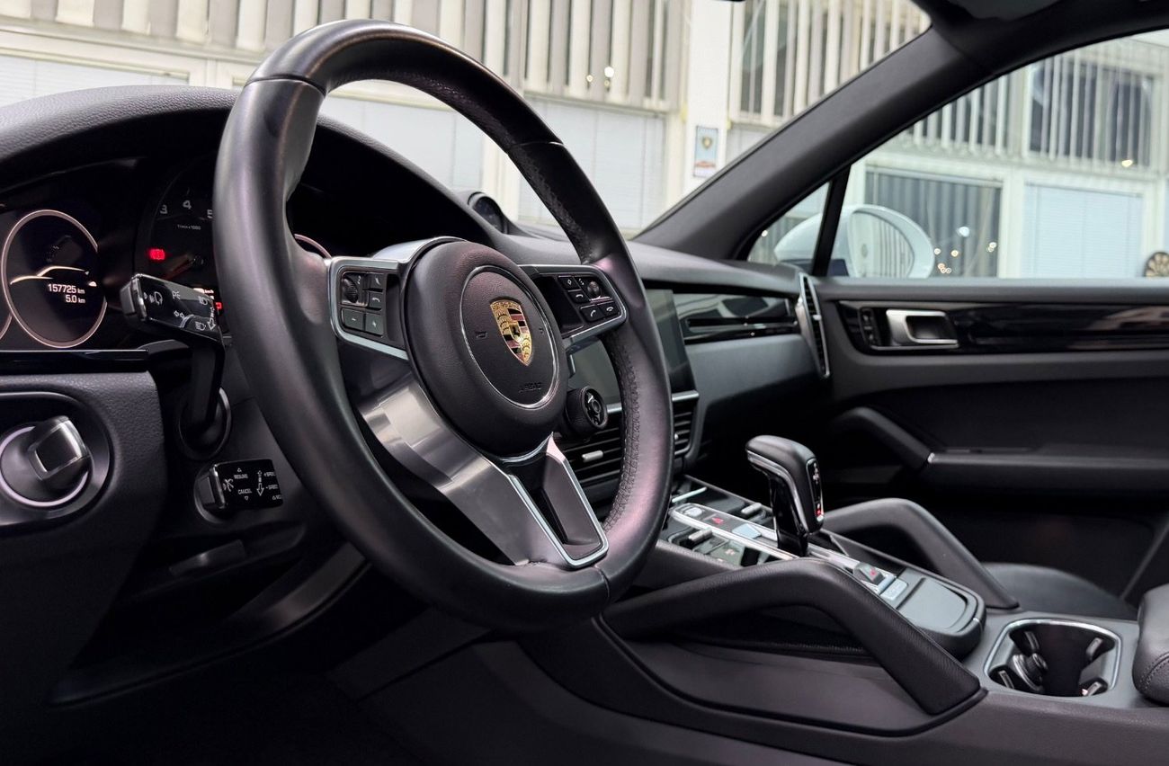 Porsche Cayenne STANDARD