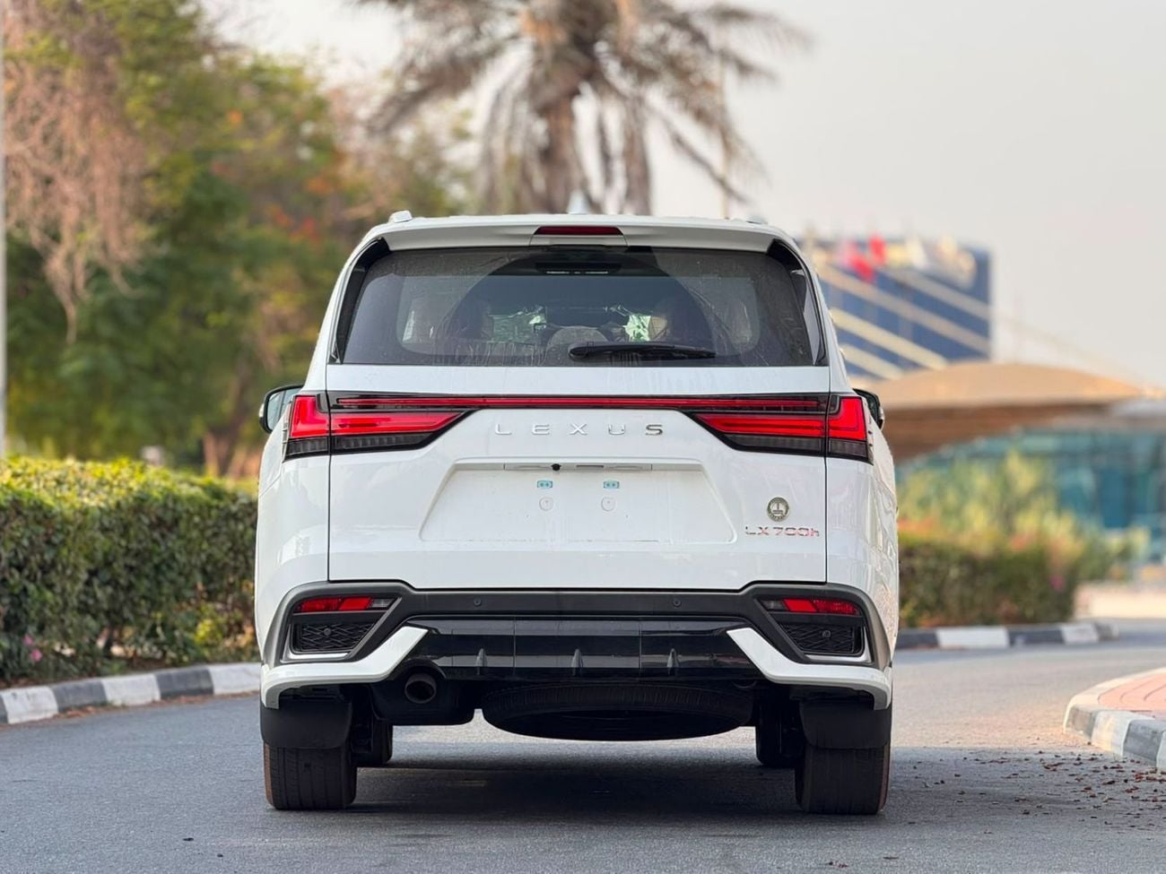 Lexus LX700h F SPORT