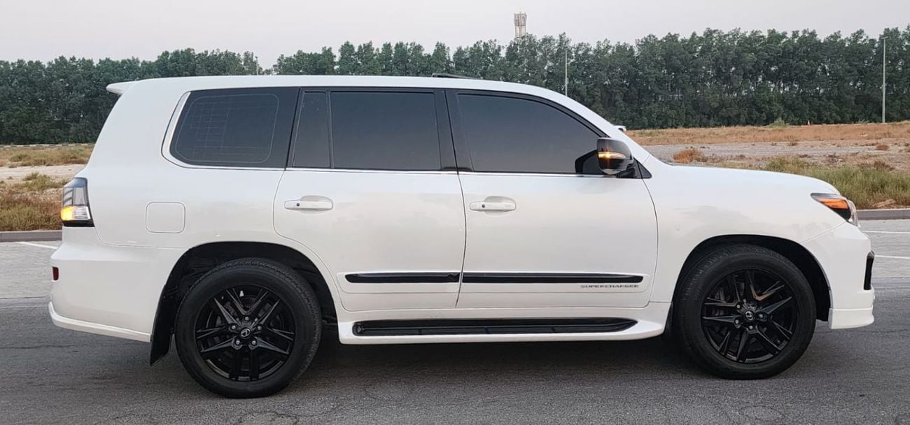 Lexus LX570 SUPERCHARGED