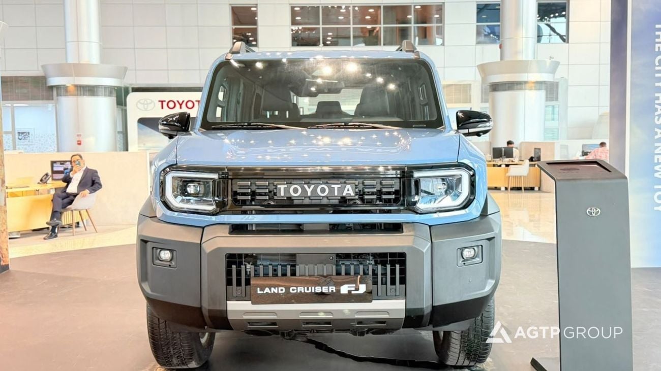 Toyota FJ Cruiser GXR 2.7L Petrol 2027 | FULL OPTION with RADAR | Automatic | READY STOCK | ALL COLOR AVAILABLE