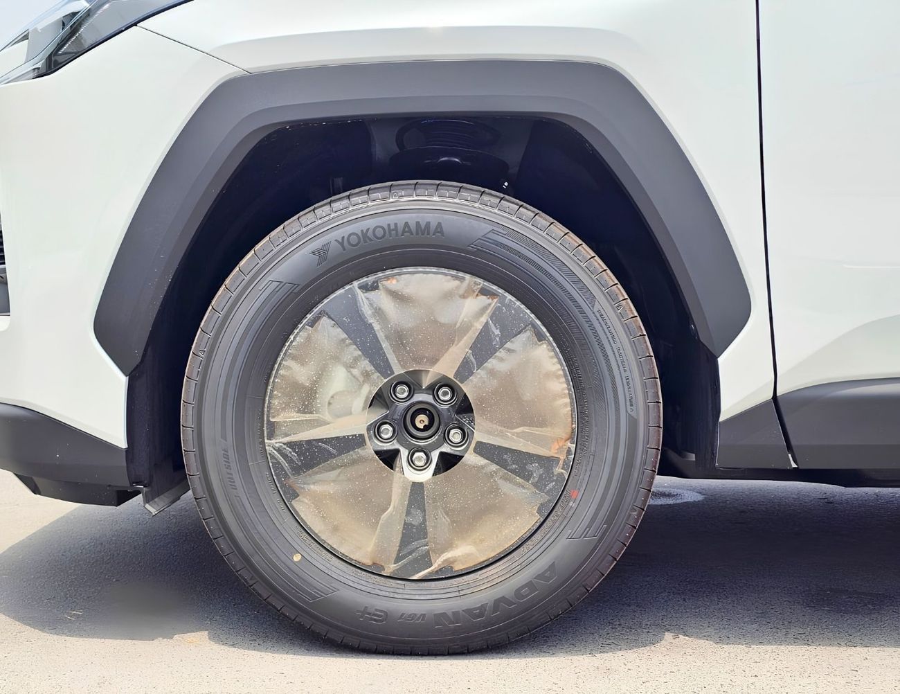 Toyota RAV4 LE TOYOTA RAV4 LE || 2.0L PETROL V4 AWD | 10.5" TOUCHSCREEN DISPLAY | REAR CAMERA (CODE # RVPLEF)