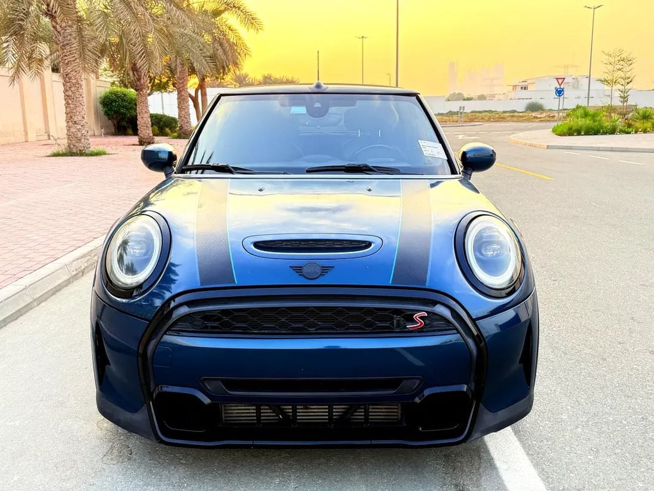 ميني كوبر إس كابريو Cooper S Cabrio JCW (Manul gear!)! Perfect condition!