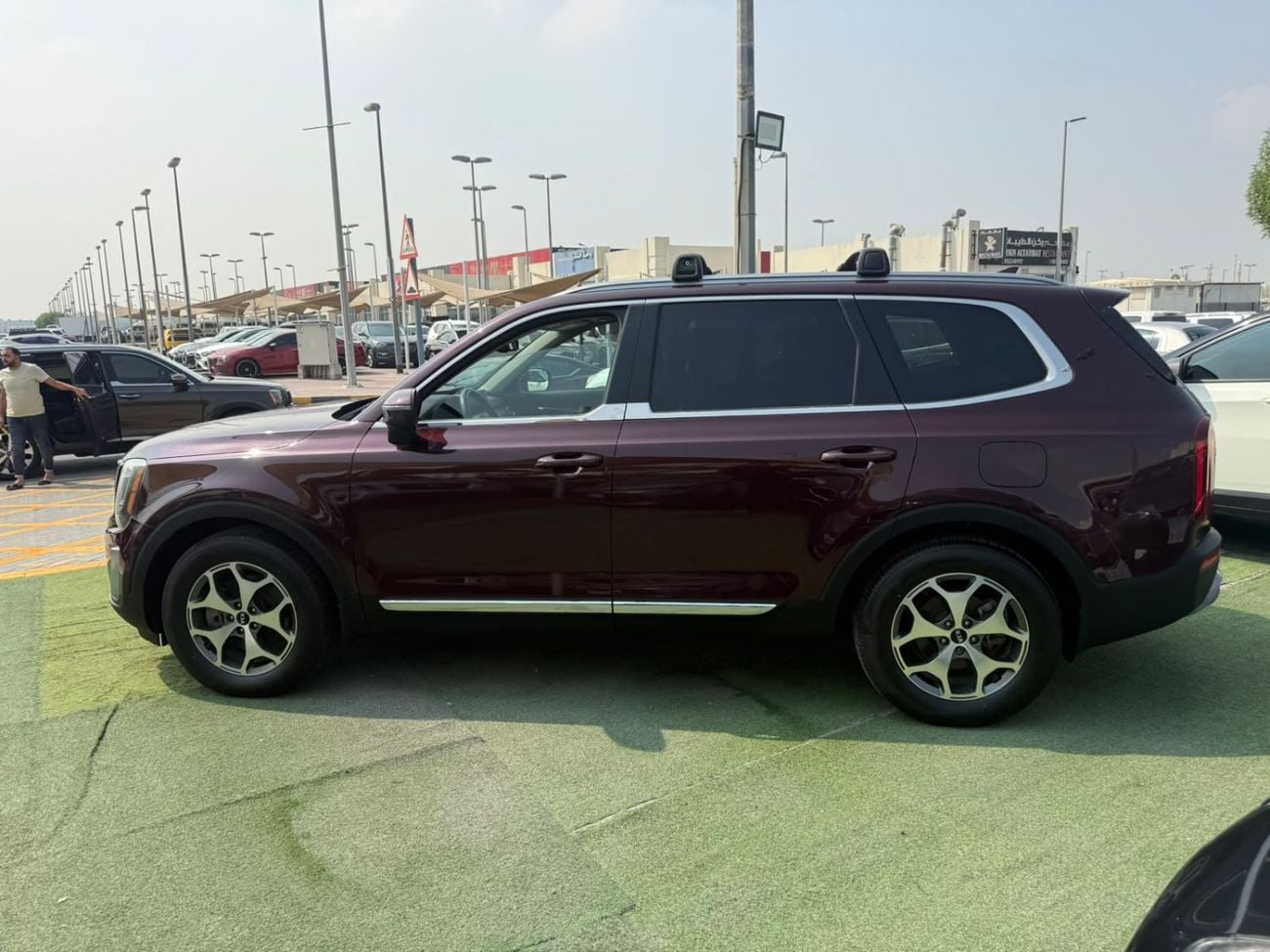 Kia Telluride LX