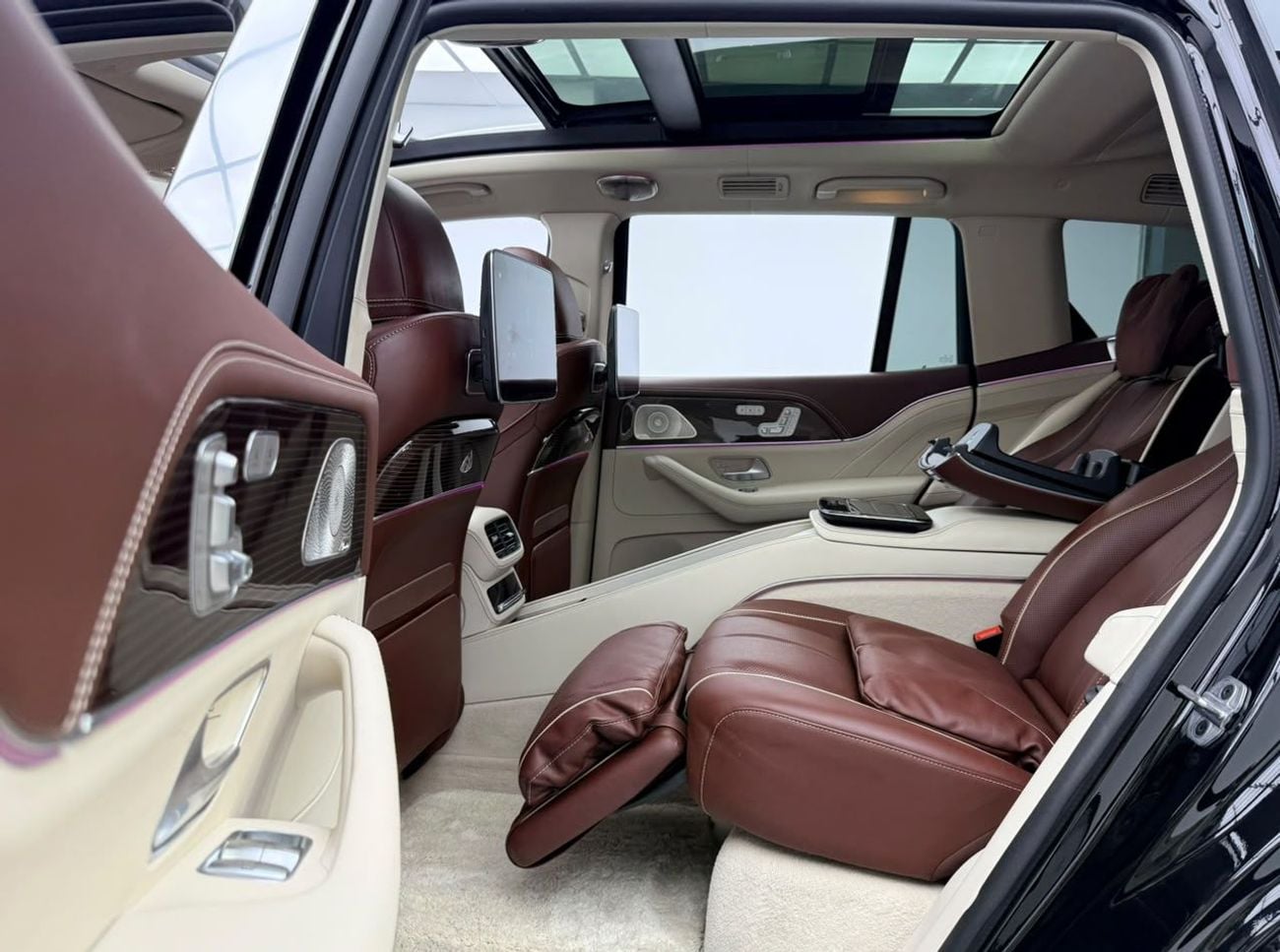 Mercedes Benz GLS 600 MAYBACH 2021 Mercedes-Maybach GLS 600 4MATIC+, Warranty+Full Service History, European Specs.