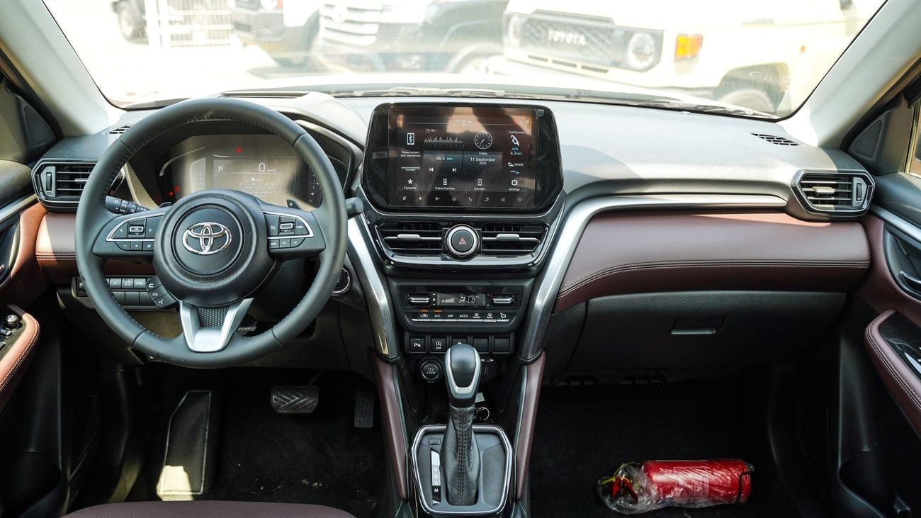 تويوتا أوربان كروزر GLX URBAN CRUISER GLX 1.5L PTR 26 YM