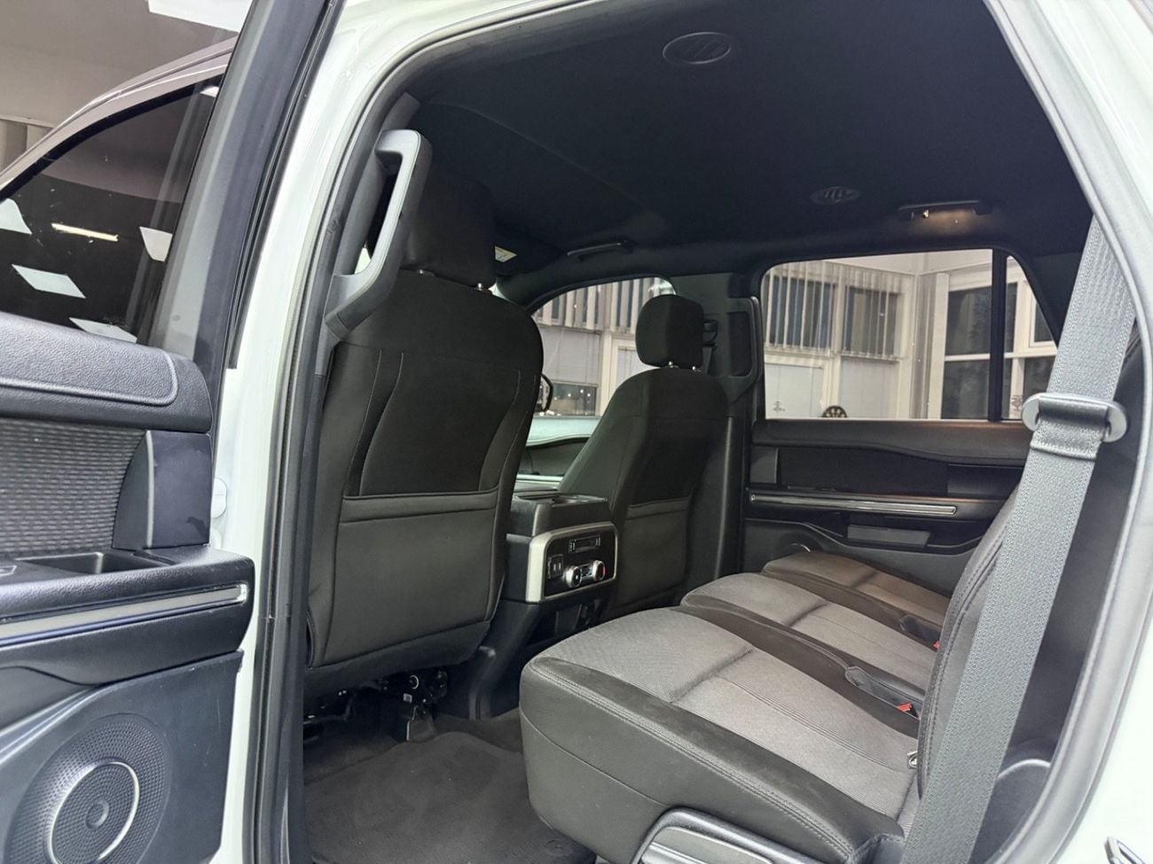 Ford Expedition XLT GCC .. FSH .. Perfect Condition .. V6 ..