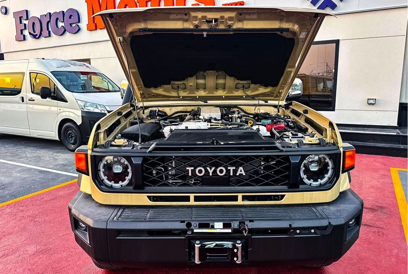 Toyota Land Cruiser 70 LC79 LX