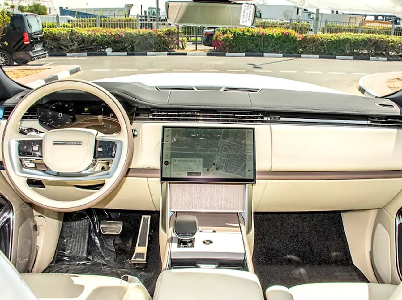 Land Rover Range Rover Brand HSE | GCC Specs | Luxury Reimagined