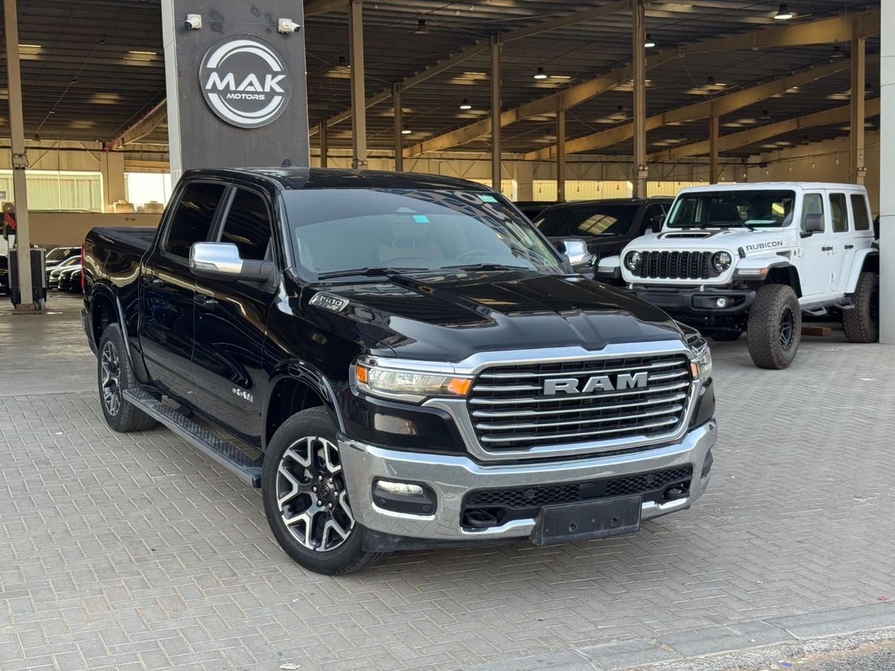 رام لارامي RAM 1500 SST / LARAMIE 4X4 / CHROME PACK / HURRICANE ENGINE / ZERO DOWN PAYMENT AVAILABL