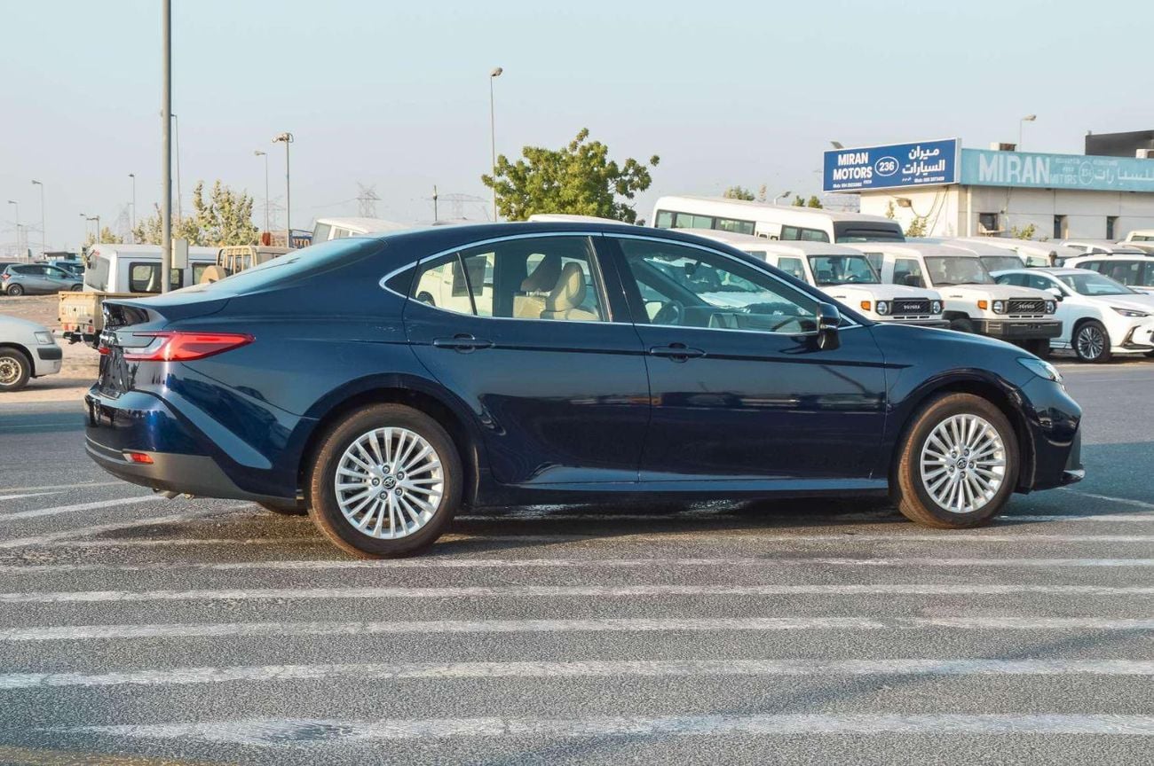 Toyota Camry LE 2.5L FWD SEDAN 2026