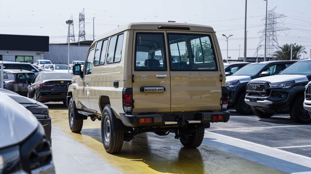 Toyota Land Cruiser 70