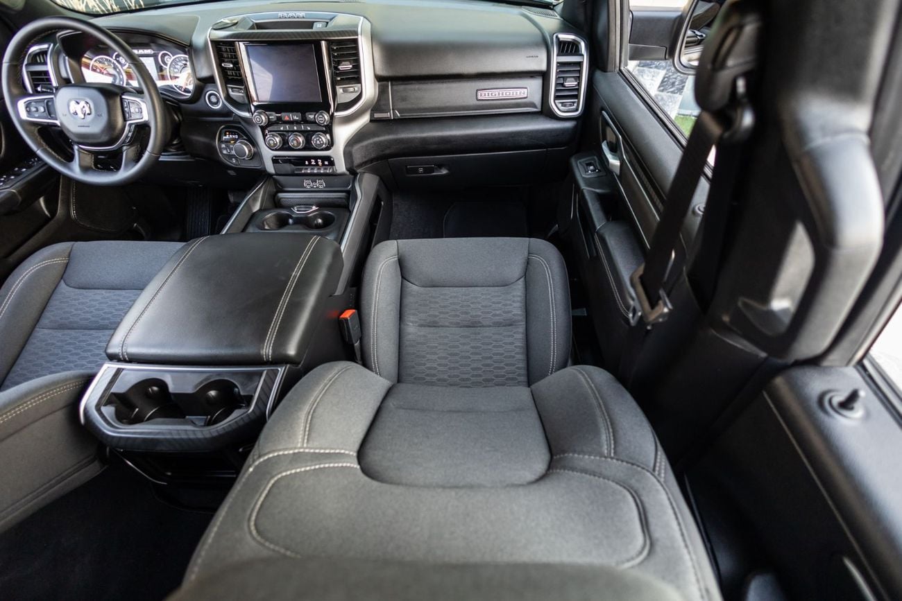 RAM 1500 BIGHORN CREW CAB RAM 1500 Big Horn Crew Cab 2025 GCC | Agency Warranty