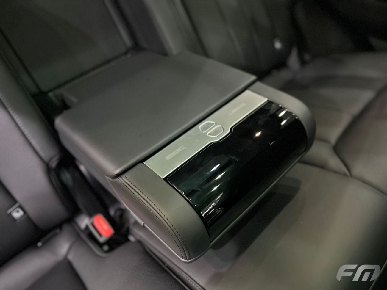 لاند روفر رينج روفر HSE P530
