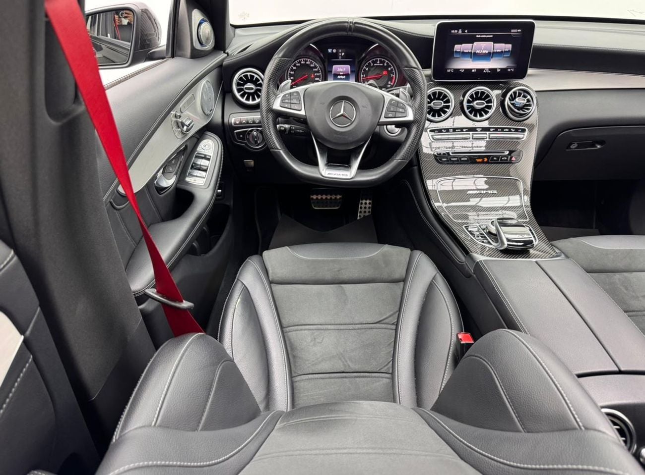 مرسيدس بنز GLC 63 AMG S 2018 Mercedes-Bez GLC63 Full Service History, Excellent Condition