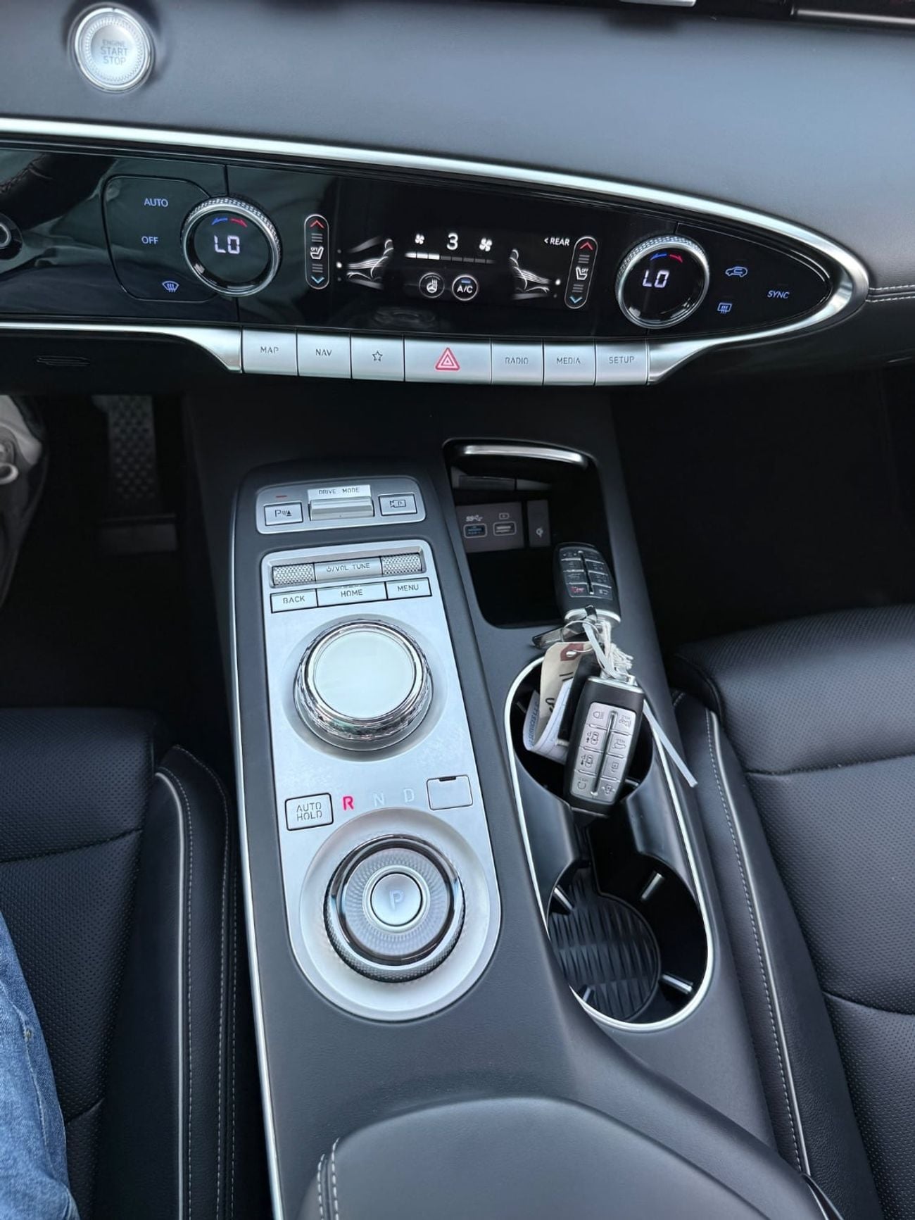 Genesis GV70 PRESTIGE Premium 2.5L 360 camera, panoramic