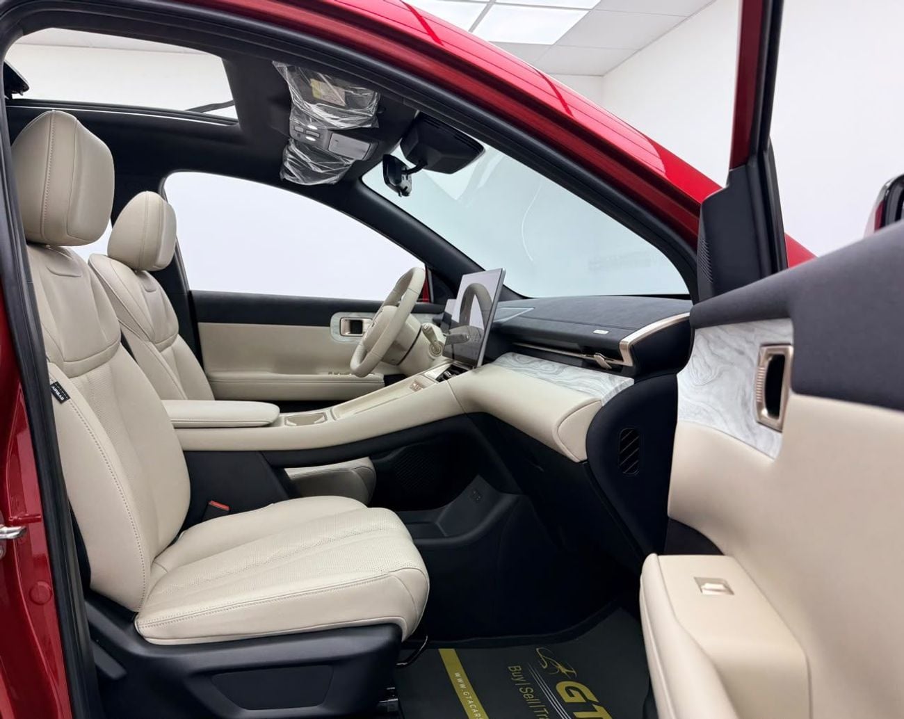 Chevrolet Captiva PREMIER PHEV 2026 Chevrolet Captiva Premier PHEV, 3 Years Chevrolet Warranty, Delivery Kms, Fully Loaded, GCC