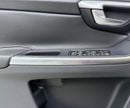 فولفو XC 60 MOMENTUM