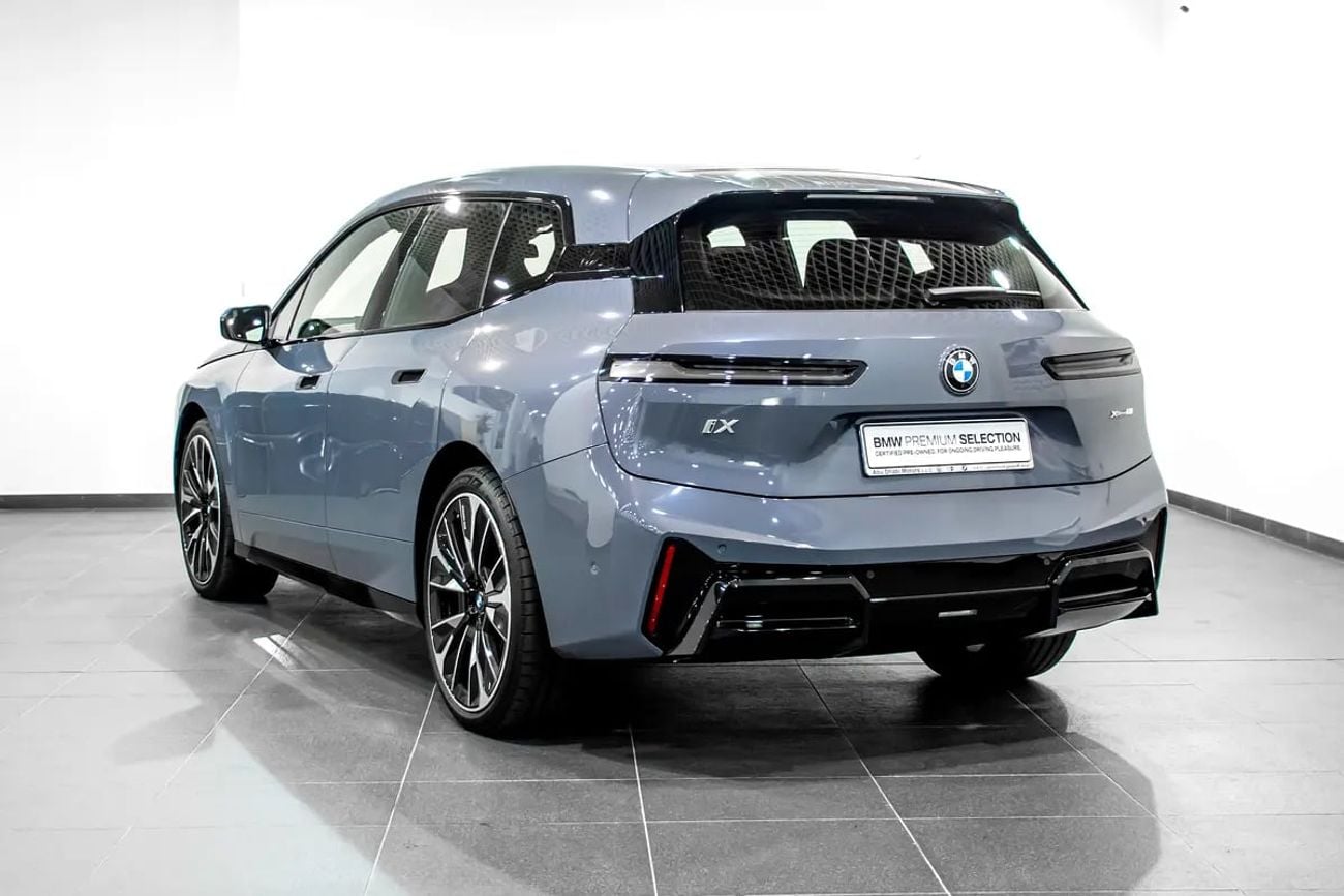BMW iX xDrive60