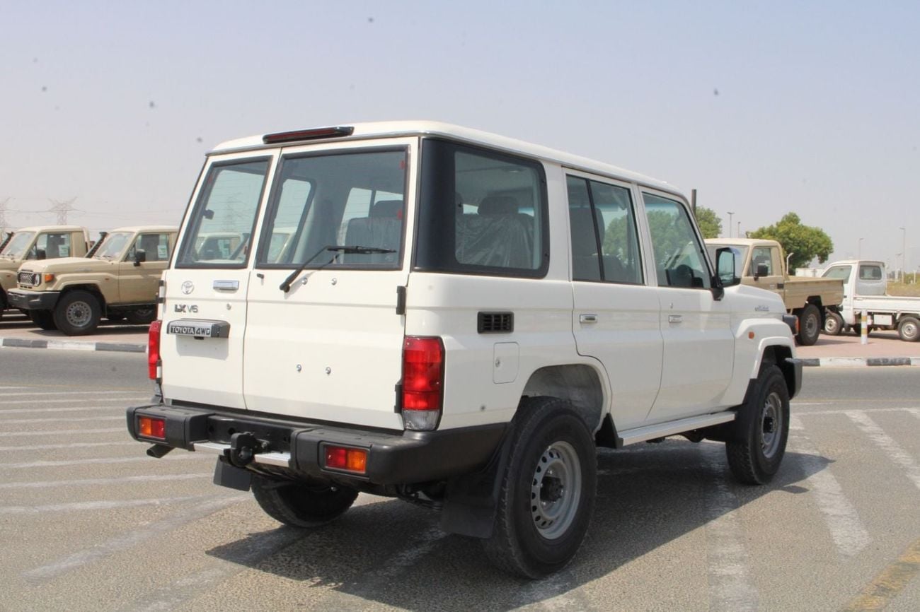 Toyota Land Cruiser 70 LC76 LX