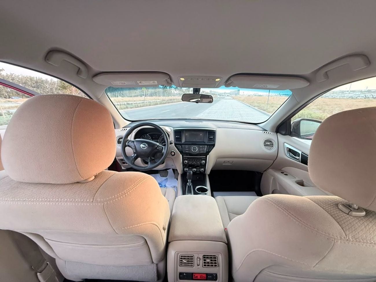 Nissan Pathfinder 000